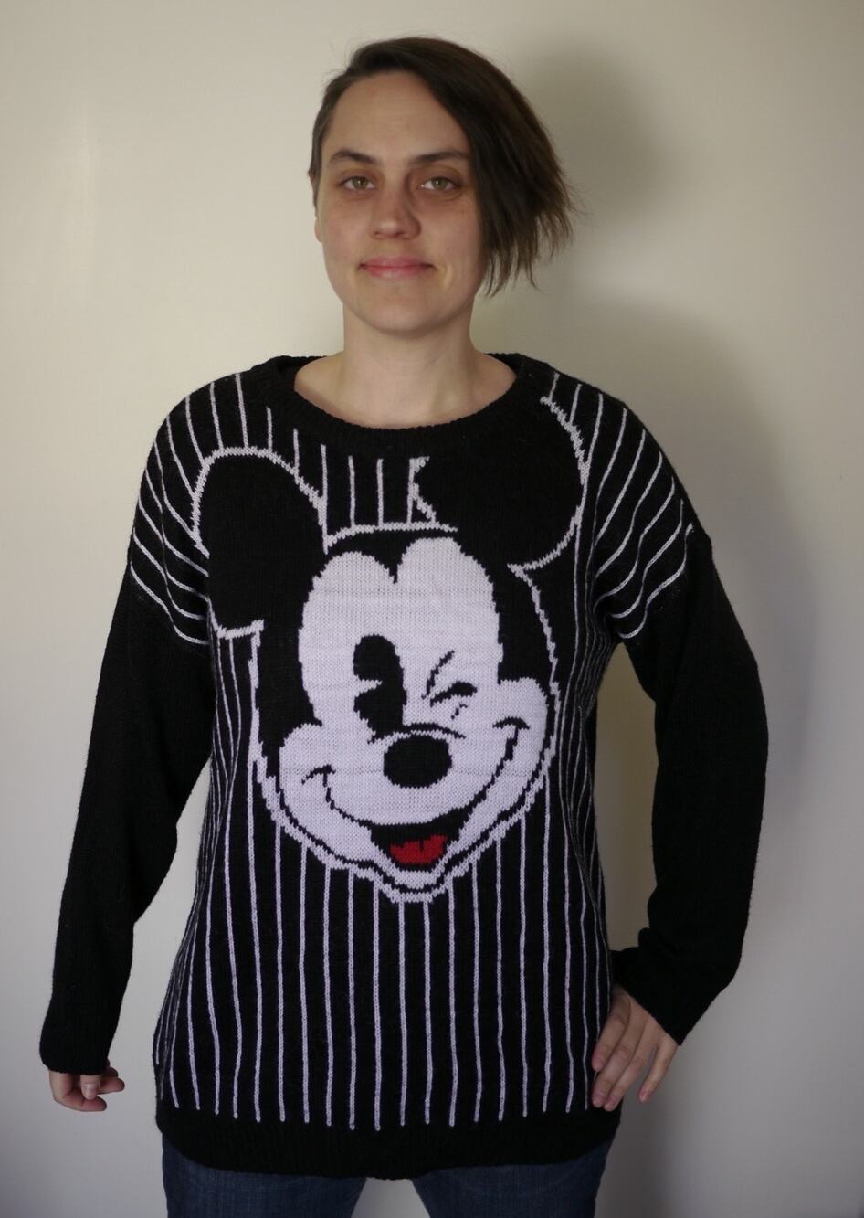 H&M Divided Disney Winking Mickey Mouse Acrylic Alpaca Blend Knit Sweater M-L 52